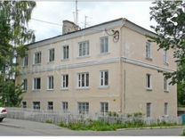 2-к квартира, 42 м², 2/3 эт.