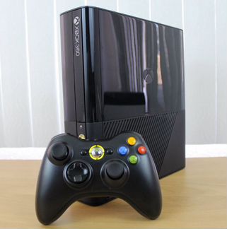 Xbox360 S Slim 750gb, фрибут, 40 игр