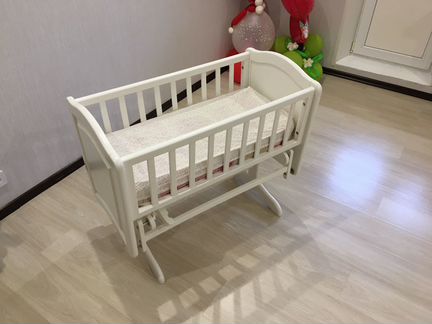 Детская кроватка колыбелька для новорожденных
