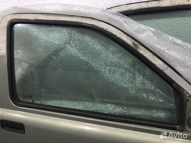 Стекло правое Land Rover Freelander