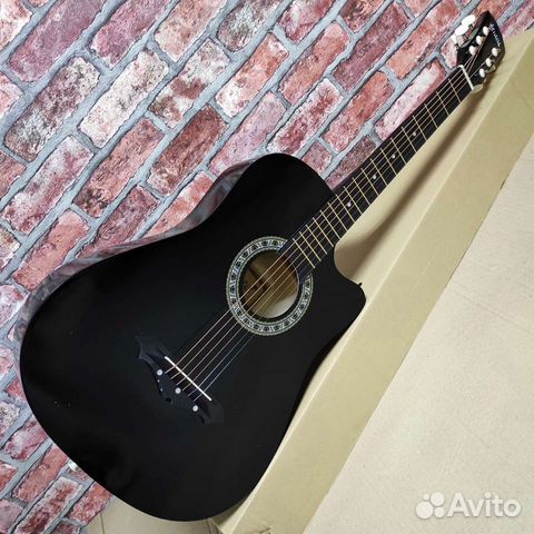 Гитара новая