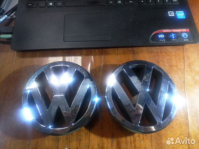 Эмблема Volkswagen Passat B5