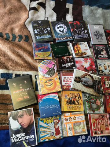 Dvd и mp3 диски с музыкой и фильмами