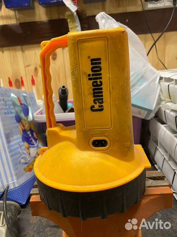 Продаю фонарь аккумуляторный