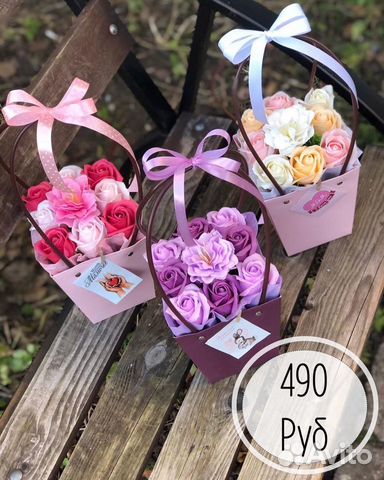 Букет комплимент - неувядающие розы