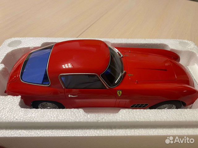 Ferrari 250 GT 1/18 CMR