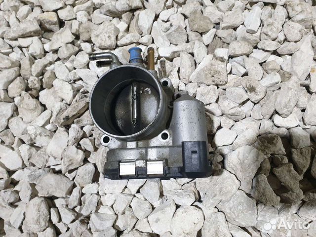Дроссельная заслонка Volkswagen Passat B5+