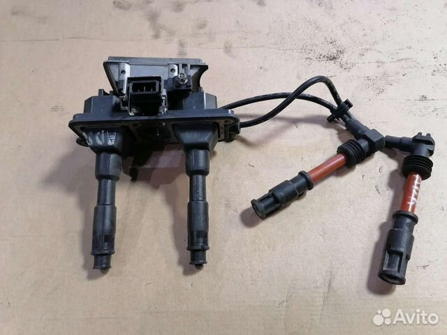 Катушка зажигания Audi, VW, VAG 058905105A