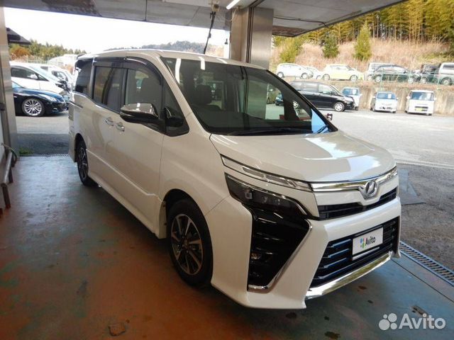 Toyota Voxy 2.0 CVT, 2019, 24 000 км