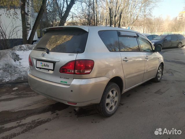 Toyota Ipsum 2.4 AT, 2002, 234 536 км