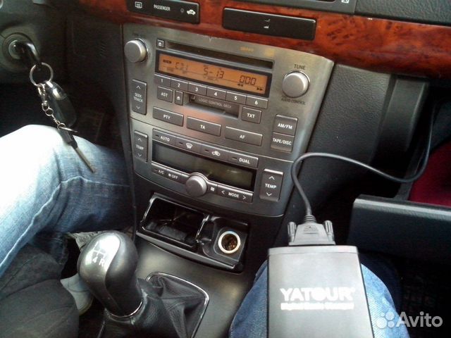 MP3 USB адаптер Yatour Toyota Avensis+Bluetooth