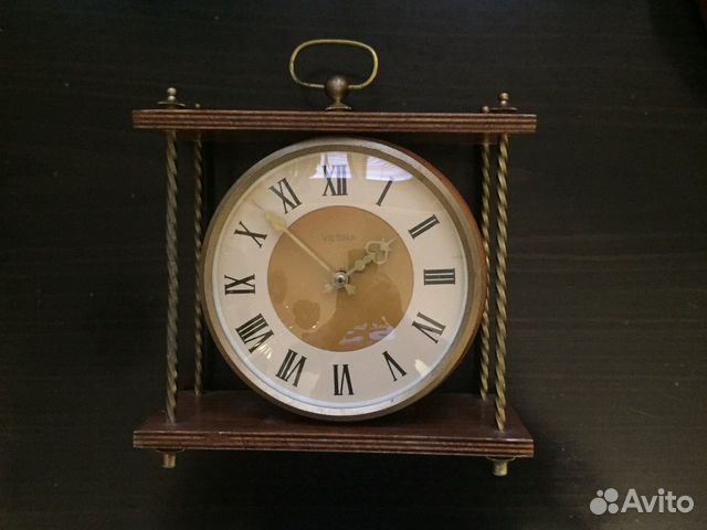 Часы настольные СССР Весна