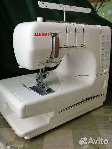 Распошивальная машина Janome Cover Pro ll