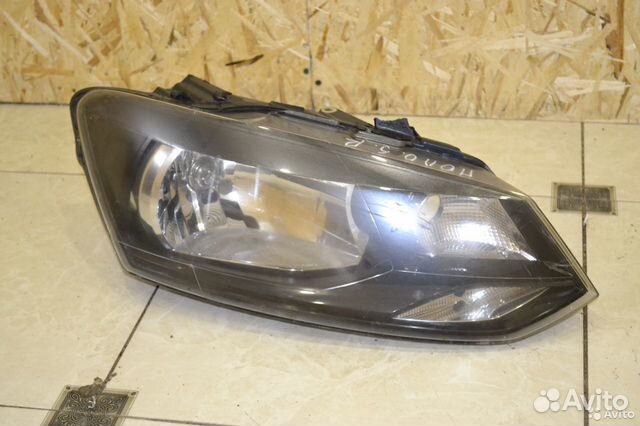 Фара передняя правая Volkswagen Polo 5