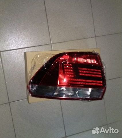 Фонарь Фольксваген Поло 2015 правый