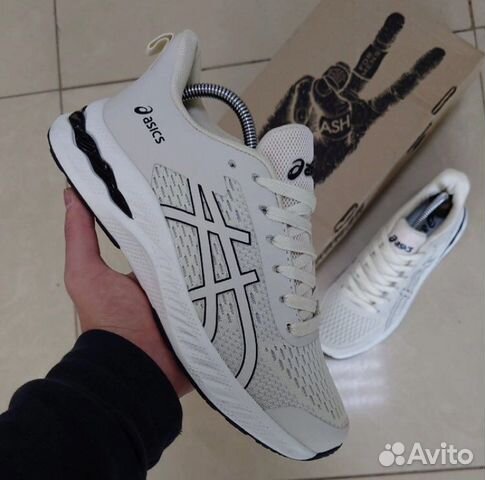 Кроссовки asics
