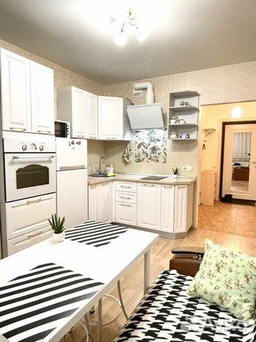 

Квартира-студия, 37 м², 7/14 эт.