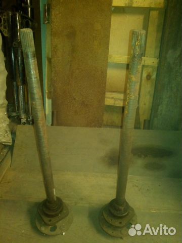 Запчасти на Москвич