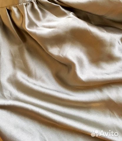 Платье с перьями и стразами Новое. торг Платье с перьями и стразами Новое. торг