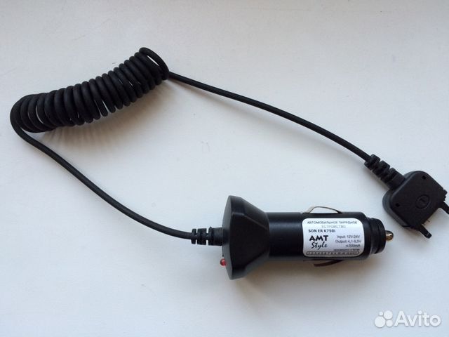Зарядка в прикуриватель SonyEricsson 5 V 500 mA Зарядка в прикуриватель SonyEricsson 5 V 500 mA