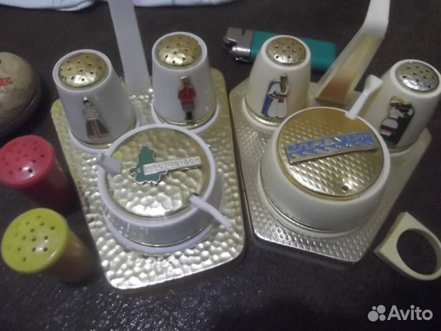 Старые предметы(зажигалка, кошелек, стакан, кух. н Старые предметы(зажигалка, кошелек, стакан, кух. н