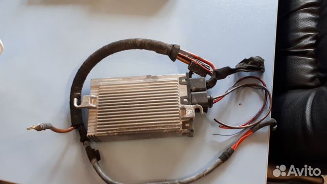 Блок обогрева лобового стекла Audi 4E0910133 Блок обогрева лобового стекла Audi 4E0910133
