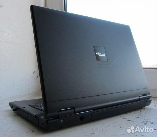 Fujitsu Amilo La1703, AMD. 2 ядра, 2 Gb память