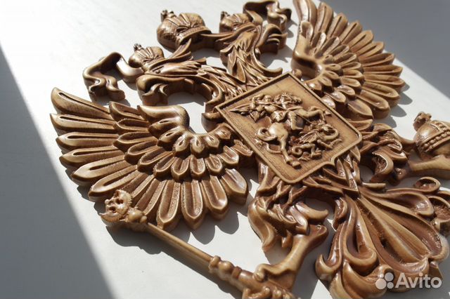 107Герб россии из дерева