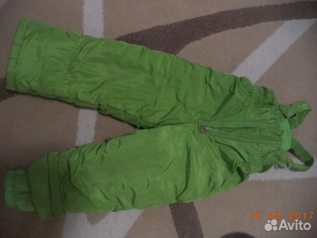 Продам зимний комплект на девочку