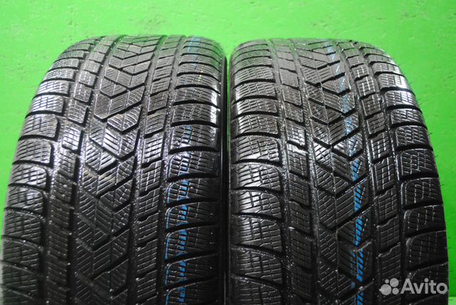 Пара зимних шин Pirelli 275/40 R22