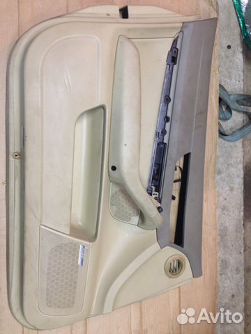 Обшивка двери Audi A6 C6 2005-2009 Обшивка двери Audi A6 C6 2005-2009