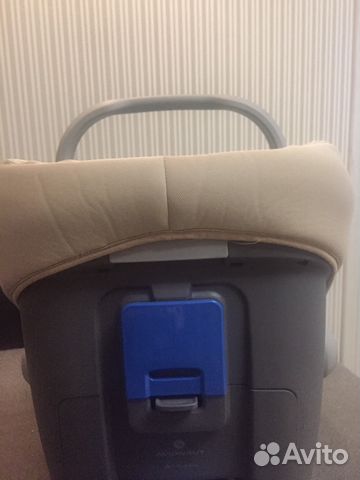 Автомобильное кресло Автомобильное кресло