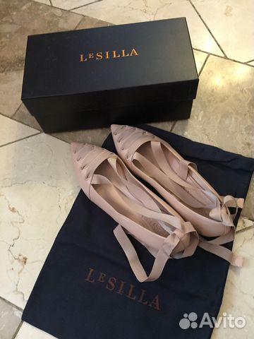 Кожаные балетки Lesilla оригинал новые Кожаные балетки Lesilla оригинал новые