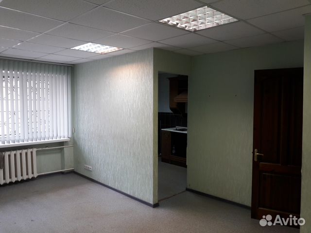 Торговое или офисное помещение, 74 м² Торговое или офисное помещение, 74 м²