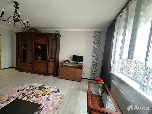 

2-к. квартира, 70 м², 2 кровати
