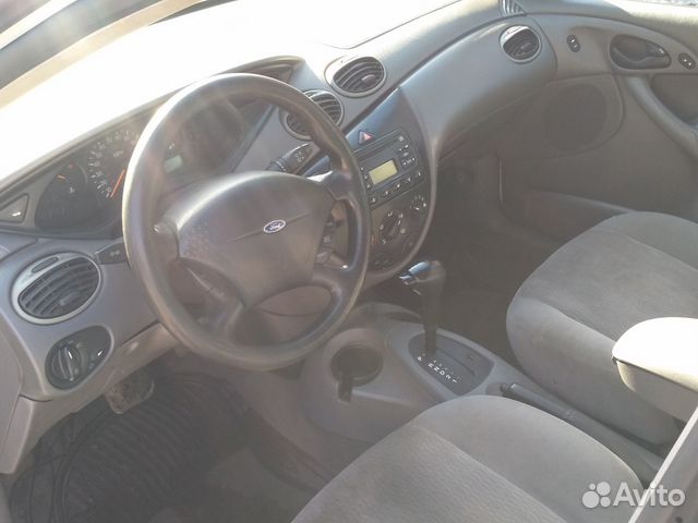 Ford Focus 2.0 AT, 2001, битый, 234 600 км