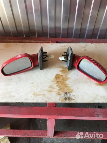 Запчасти на Шевроле Авео зеркало правое