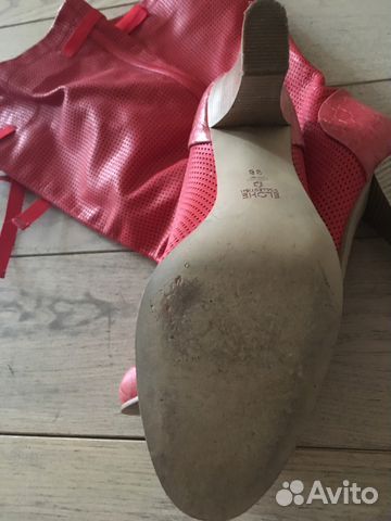 Красные сапоги из натуральной кожи