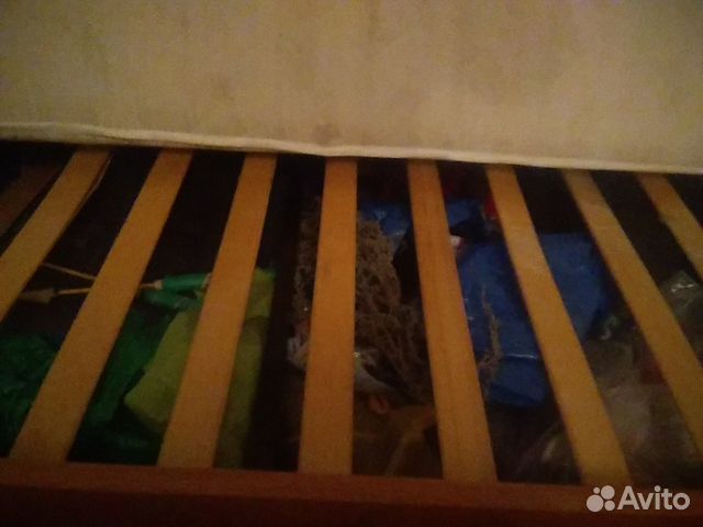 Кровать