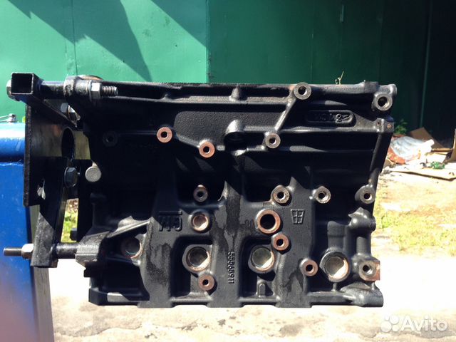 Блок Opel Insignia Astra Zafira 2.0cdti