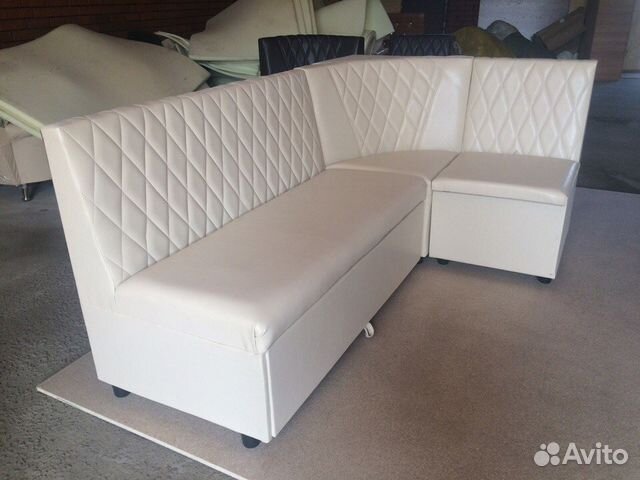 Кухонный угловой диван, со спальным местом
