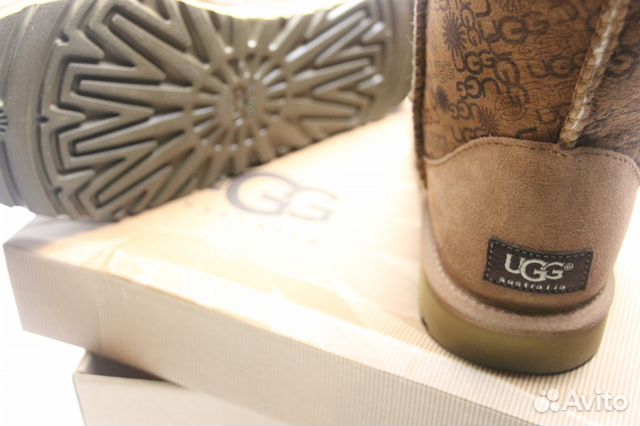 Угги UGG Australia рыжие с логотипами новые редкие Угги UGG Australia рыжие с логотипами новые редкие