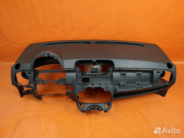Торпеда Fiat 500 2012 года Торпеда Fiat 500 2012 года