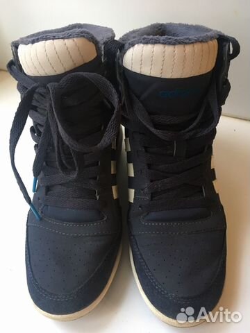 Женские кроссовки на танкетке Adidas Neo