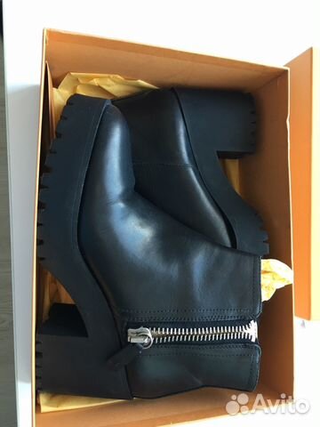 Ботильоны Bimba y Lola 36 размер Ботильоны Bimba y Lola 36 размер