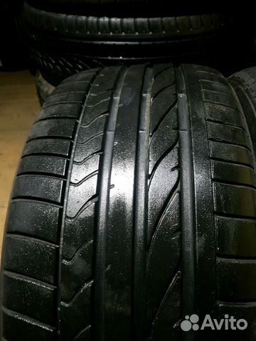 Bridgestone 245/40 R18, 2 шт