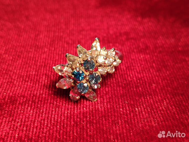 Серебряные кольца и подвески с цирконом