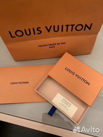 Коробка Louis Vuitton