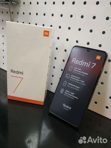 Смартфон Xiaomi Redmi 7 3/32Gb