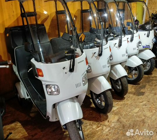 Скутер 49 куб. Honda Gyro Canopy 3-х колесный Скутер 49 куб. Honda Gyro Canopy 3-х колесный